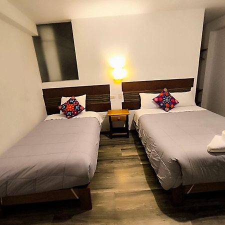 Hostal Balcon De Piedra 乌鲁班巴 外观 照片