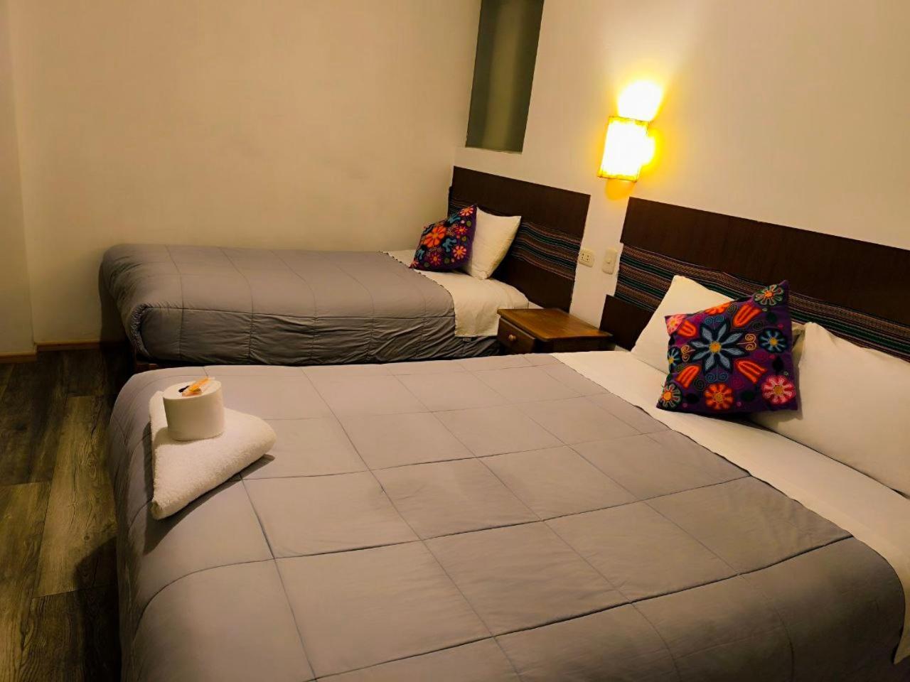 Hostal Balcon De Piedra 乌鲁班巴 外观 照片