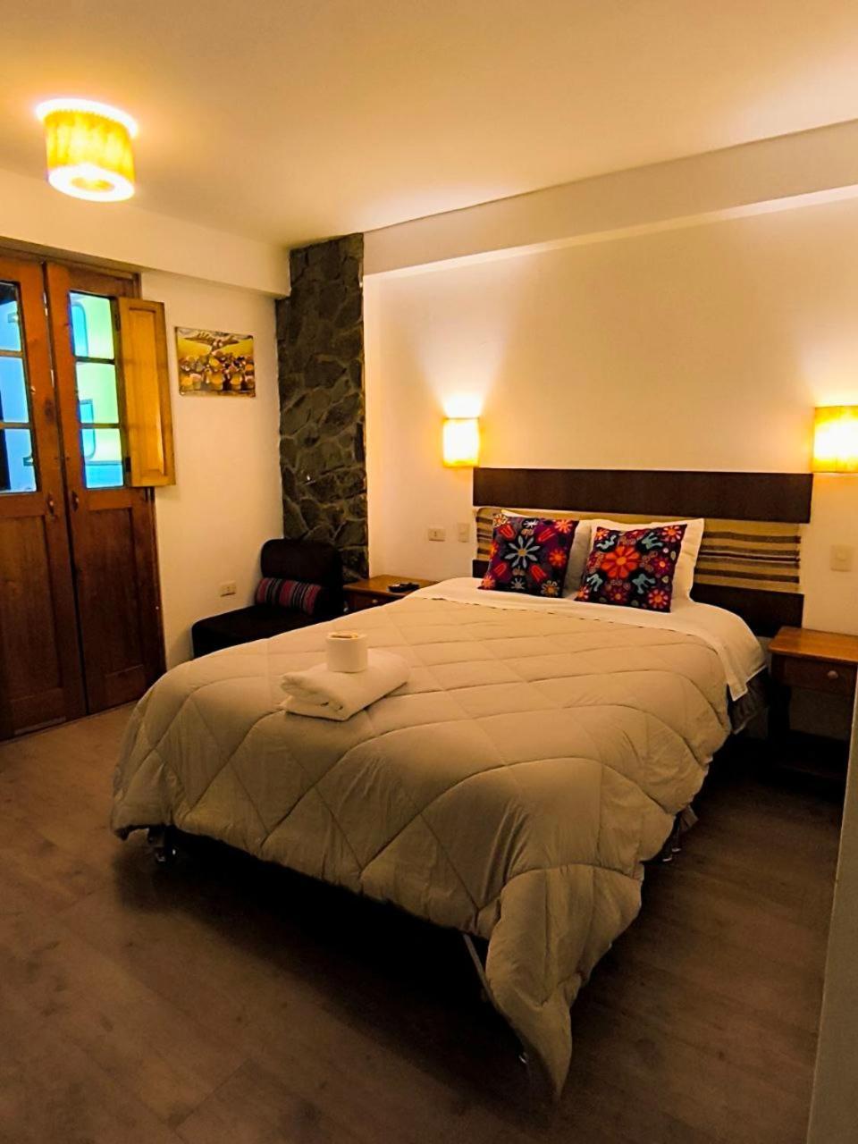 Hostal Balcon De Piedra 乌鲁班巴 外观 照片